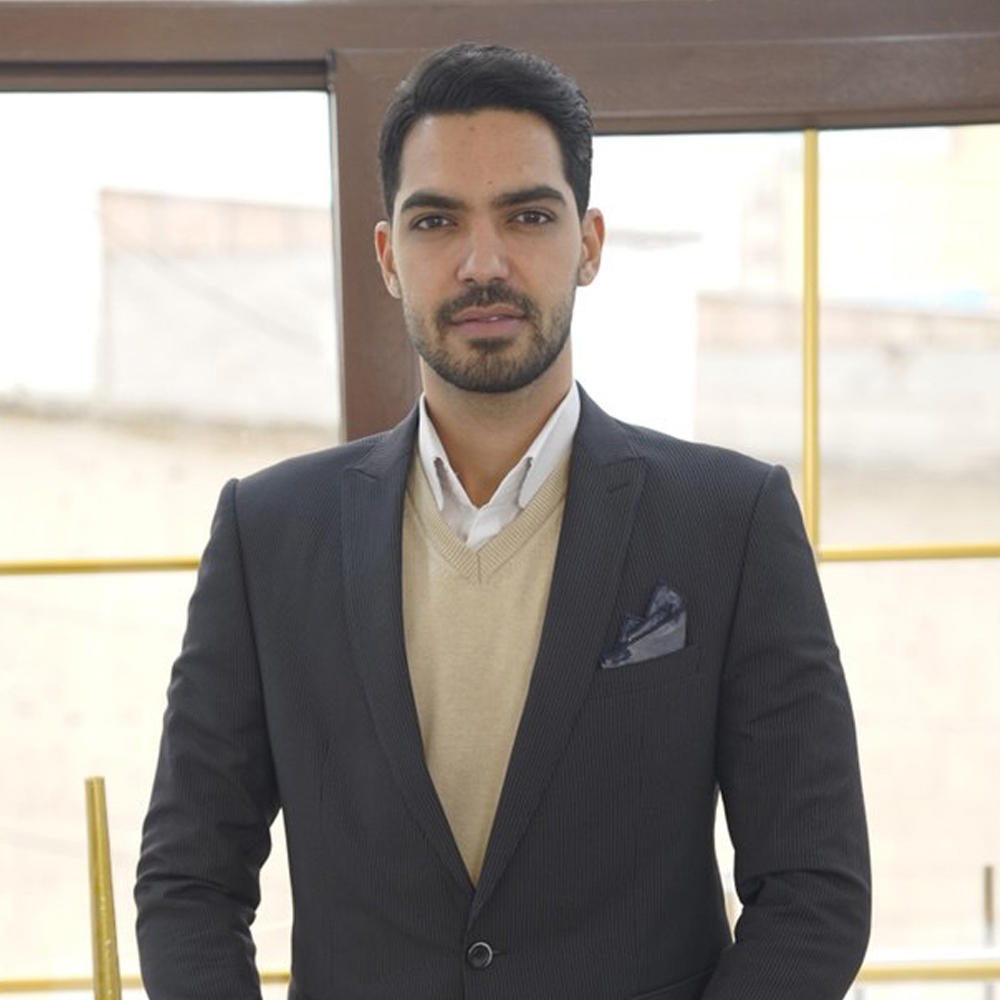 دکتر آریانا مهاجریان 